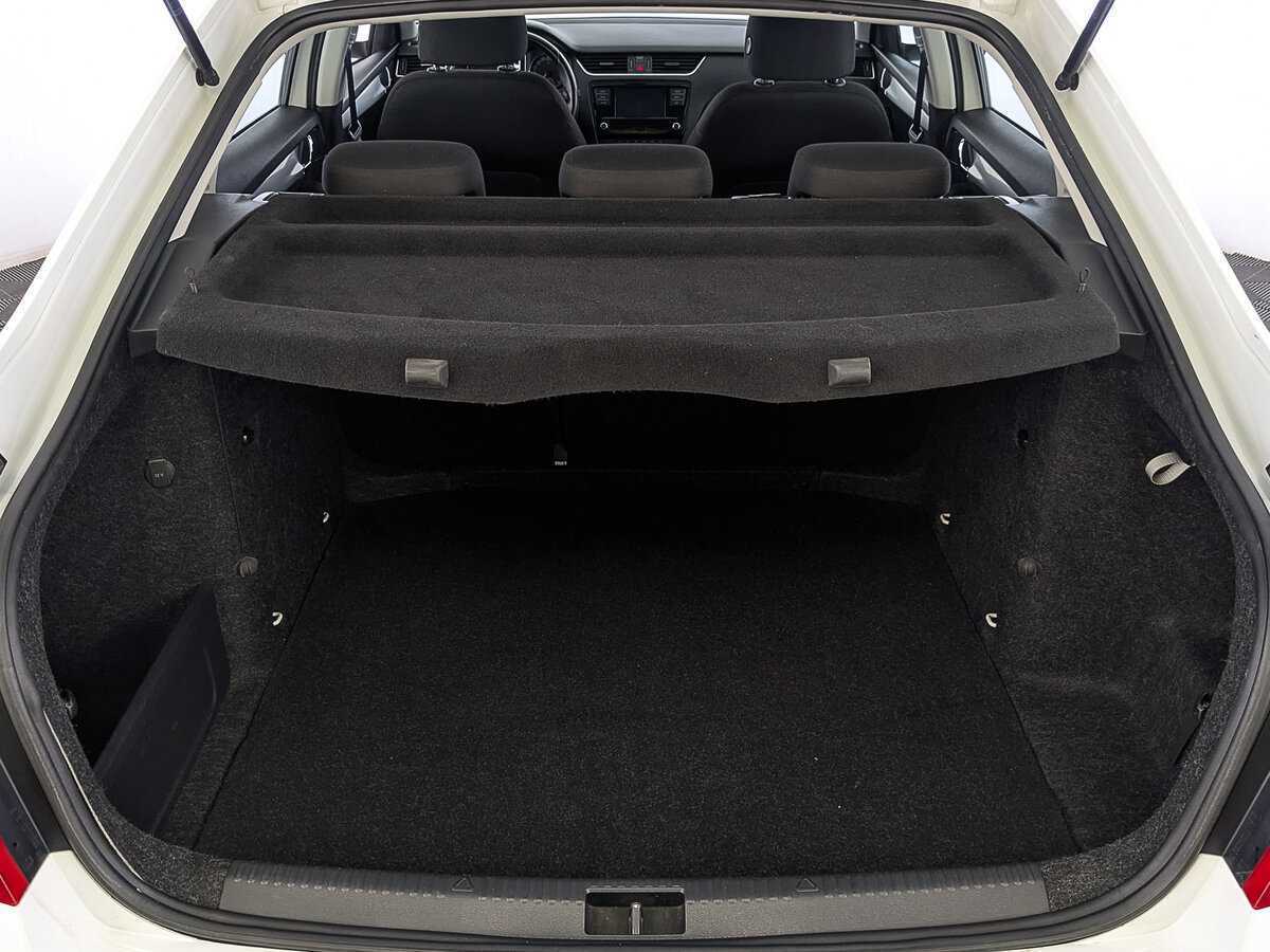 Шкода Октавия б/у, 2019, Механическая. Фото: #9