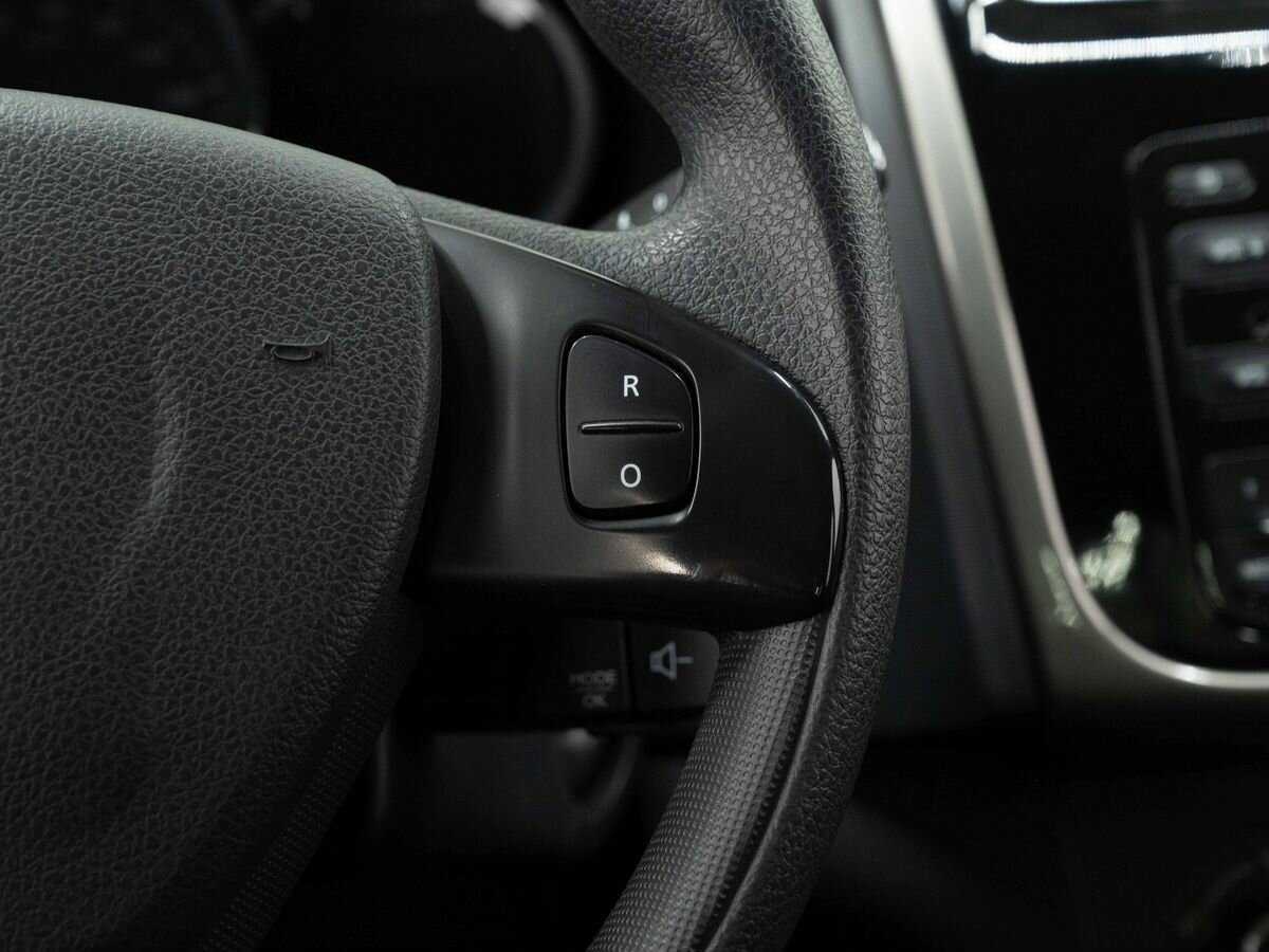 Рено Логан б/у, 2018, Механическая. Фото: #16