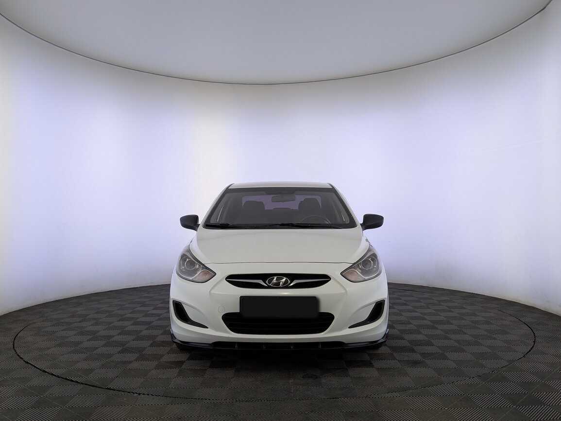 Хендай Солярис б/у, 2013, Механическая. Фото: #1