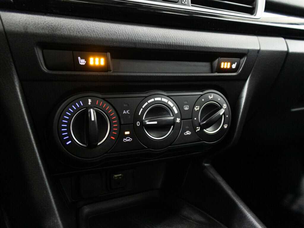 Мазда 3 б/у, 2014, Автоматическая. Фото: #14