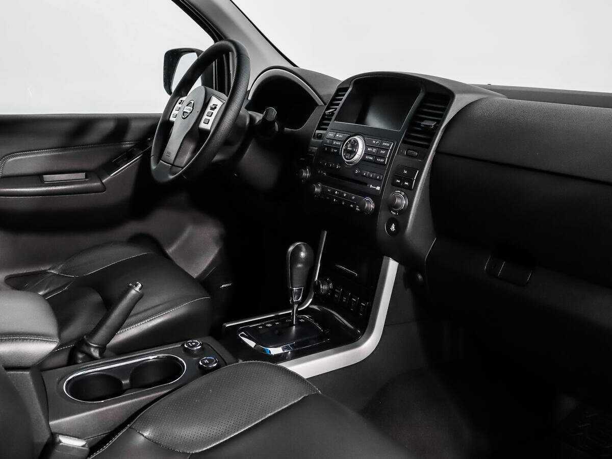 Ниссан Патфайндер б/у, 2012, Автоматическая. Фото: #13