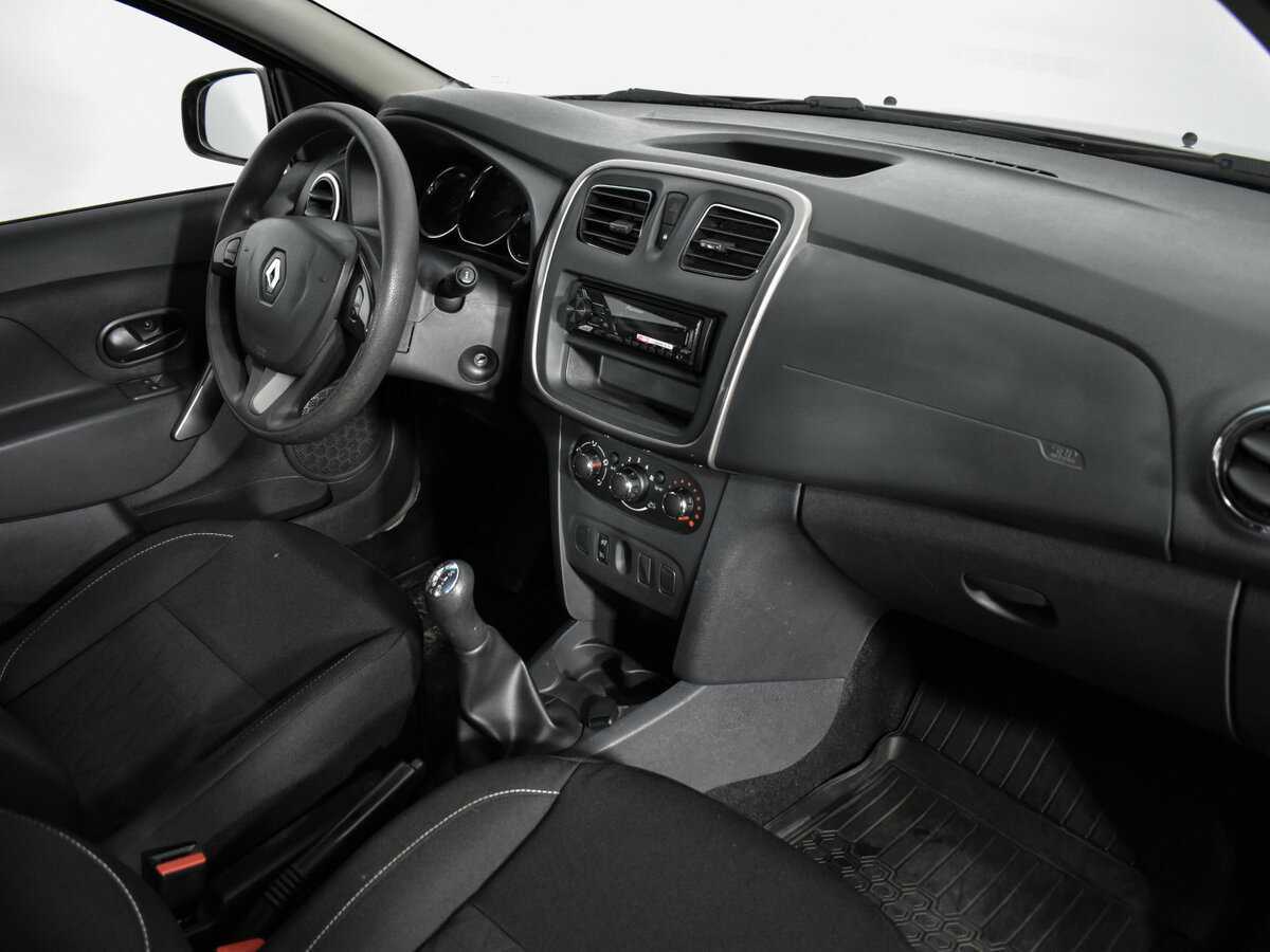 Рено Сандеро б/у, 2017, Механическая. Фото: #17