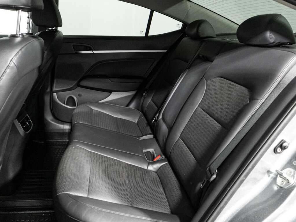 Хендай Елантра б/у, 2019, Автоматическая. Фото: #9