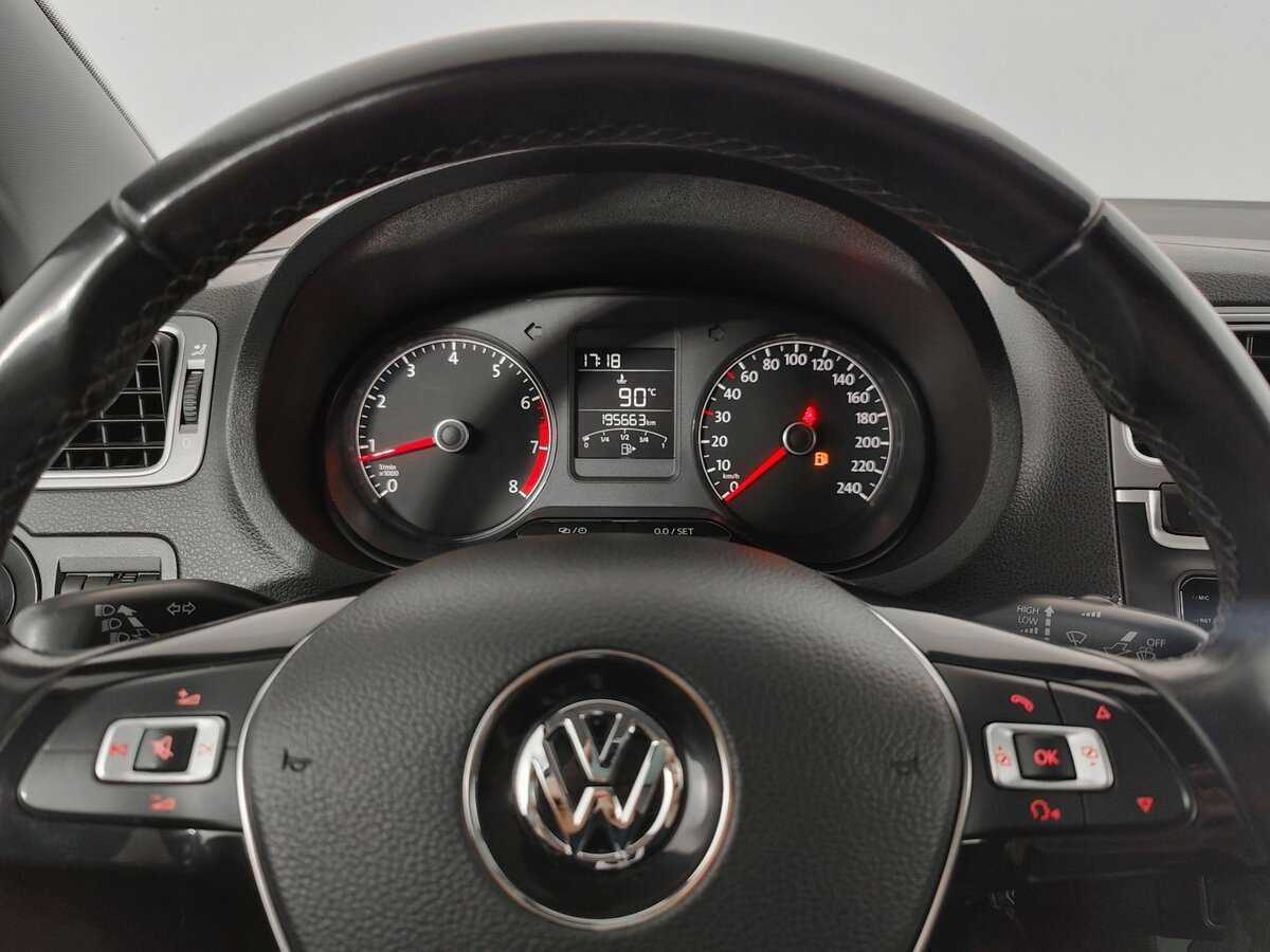 Фольксваген Поло б/у, 2016, Механическая. Фото: #15