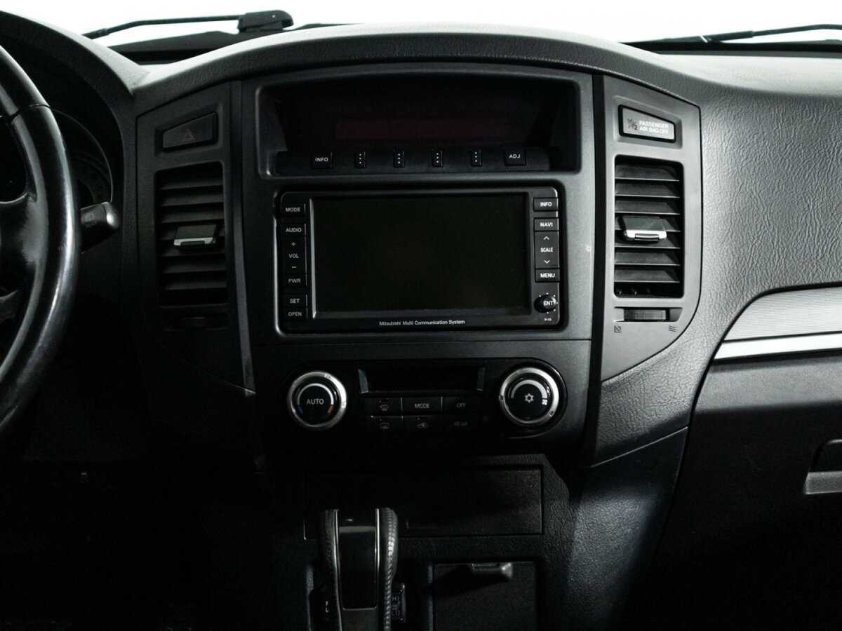 Митсубиши Паджеро б/у, 2012, Автоматическая. Фото: #11