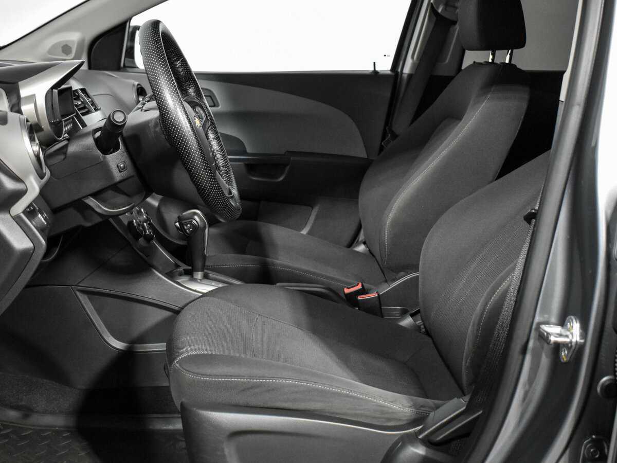 Шевроле Авео б/у, 2014, Автоматическая. Фото: #10