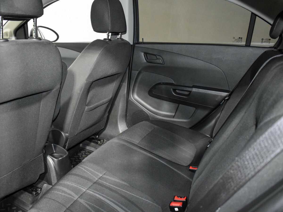 Шевроле Авео б/у, 2014, Автоматическая. Фото: #11