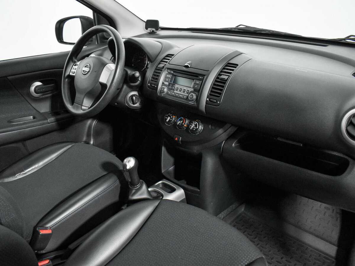 Ниссан Ноут б/у, 2013, Механическая. Фото: #12