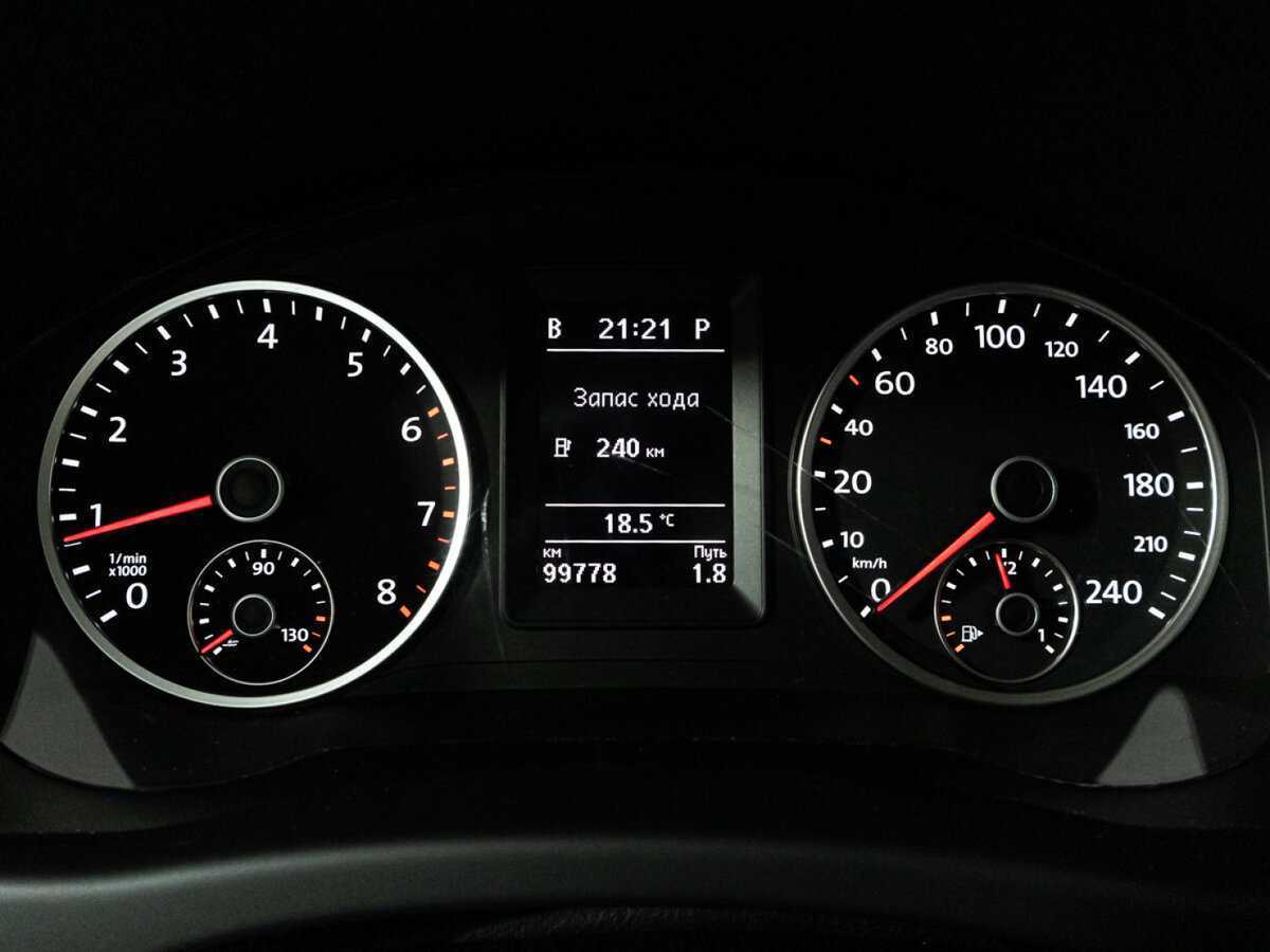 Фольксваген Тигуан б/у, 2015, Автоматическая. Фото: #11