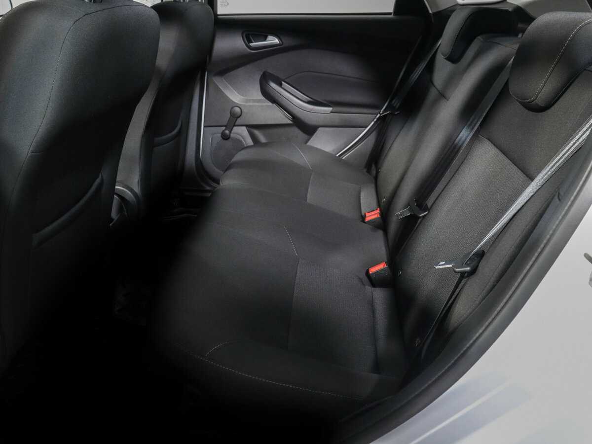 Форд Фокус б/у, 2015, Механическая. Фото: #9