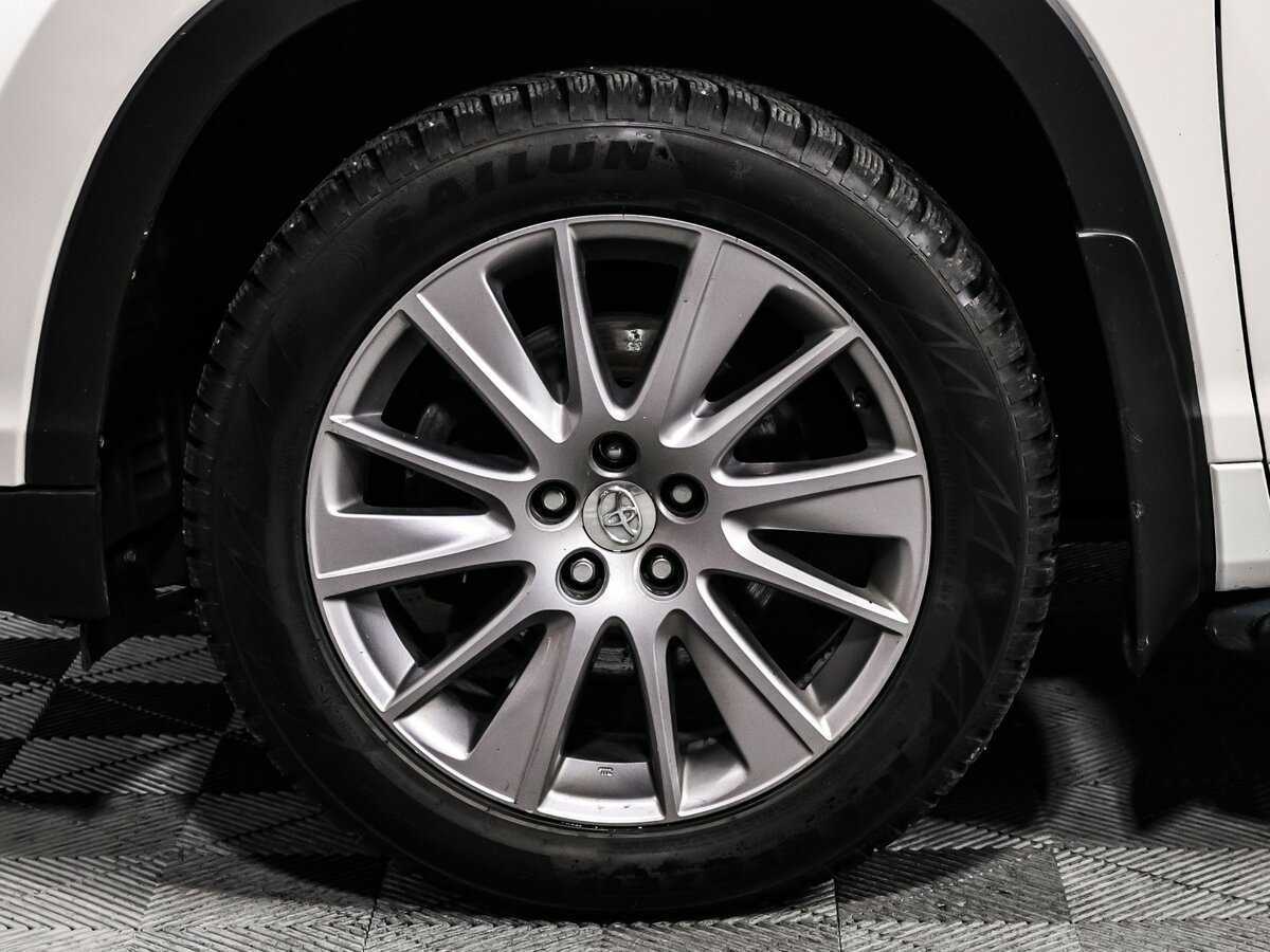 Тойота Хайлэндер б/у, 2014, Автоматическая. Фото: #14