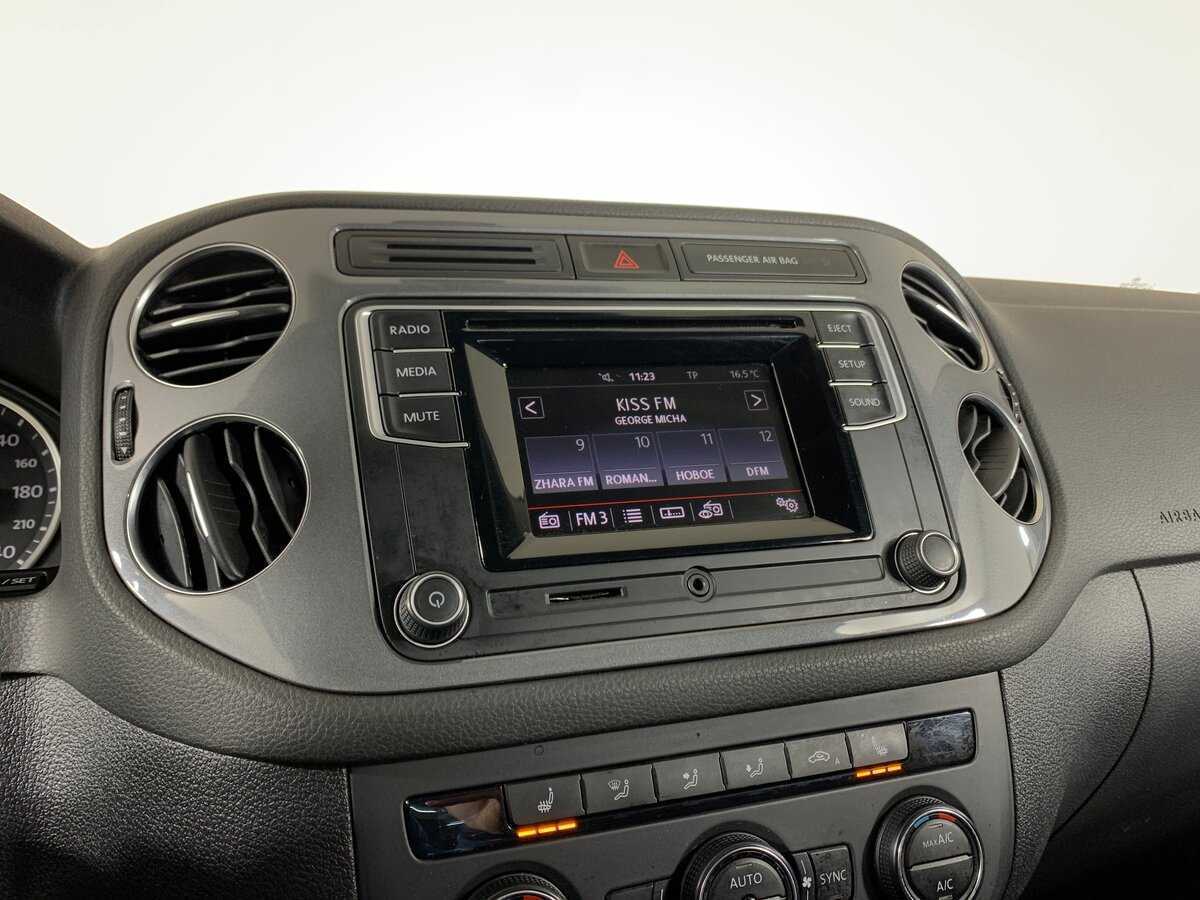 Фольксваген Тигуан б/у, 2015, Автоматическая. Фото: #15