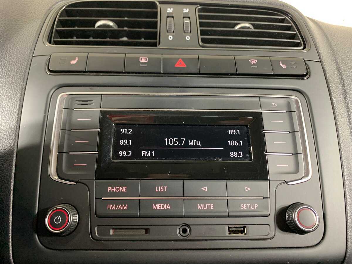 Фольксваген Поло б/у, 2016, Механическая. Фото: #12