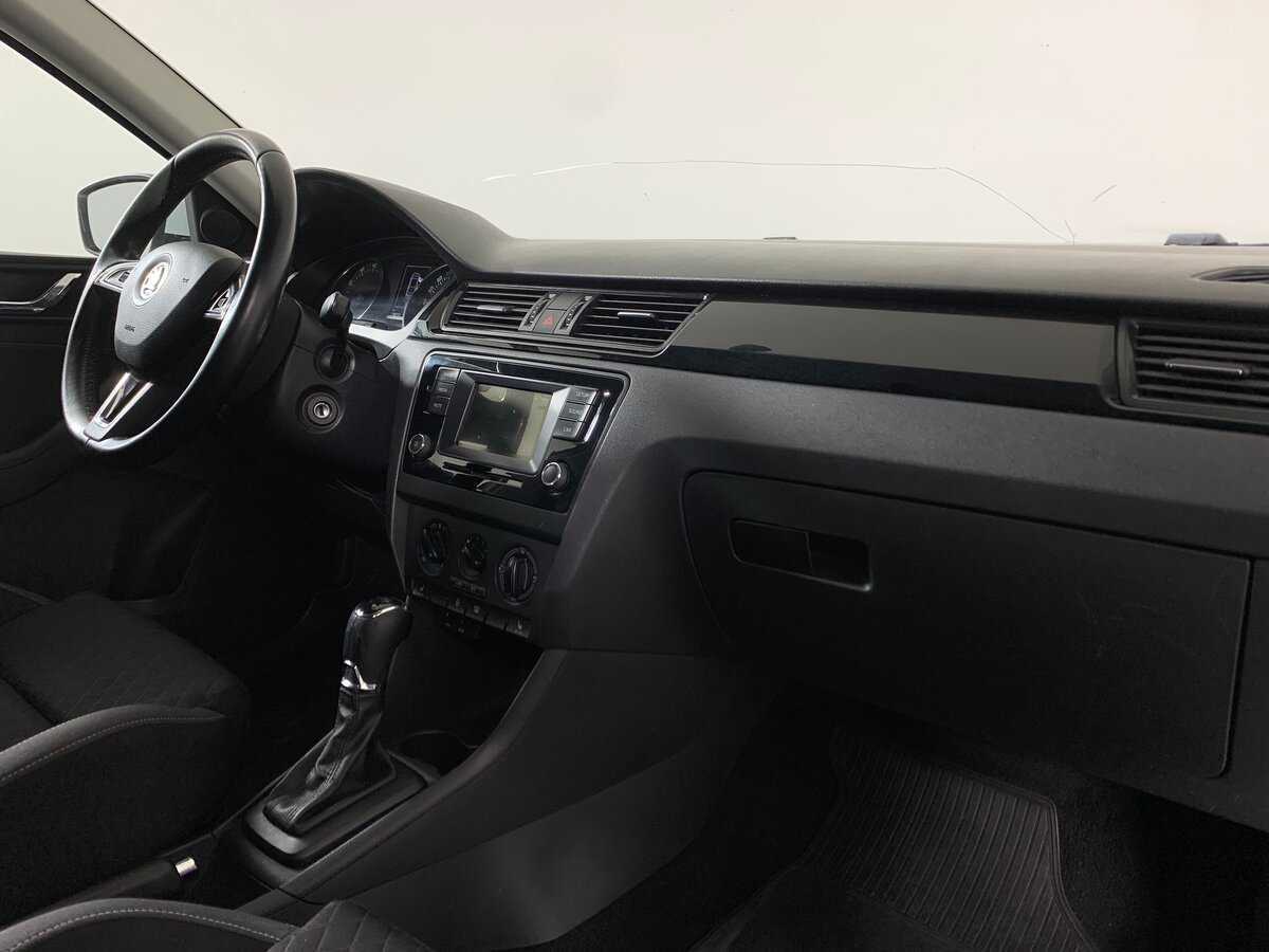 Шкода Рапид б/у, 2015, Роботизированная. Фото: #12