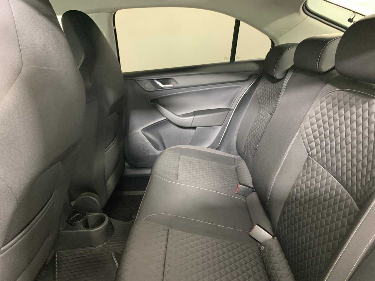 Шкода Рапид б/у, 2015, Роботизированная. Фото: #17