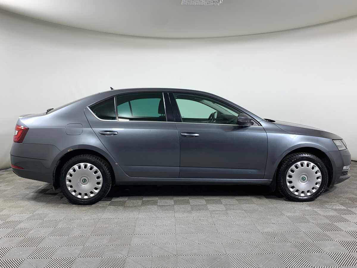 Шкода Октавия б/у, 2018, Механическая. Фото: #3