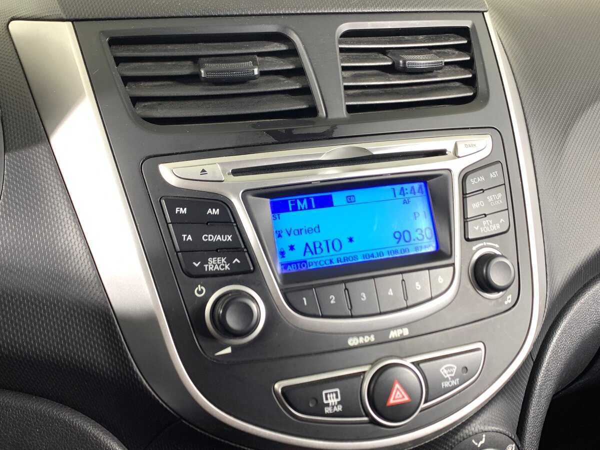 Хендай Солярис б/у, 2012, Автоматическая. Фото: #12