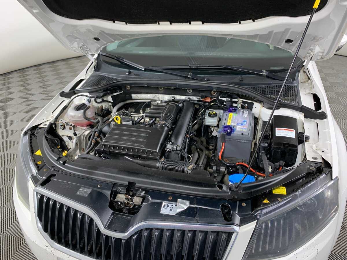 Шкода Октавия б/у, 2015, Роботизированная. Фото: #10