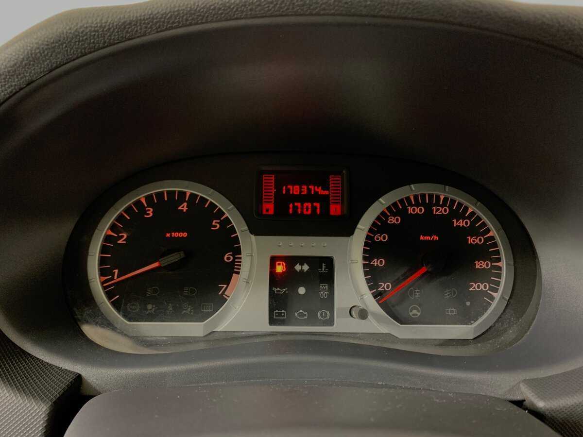 Лада (ВАЗ) Ларгус б/у, 2016, Механическая. Фото: #13