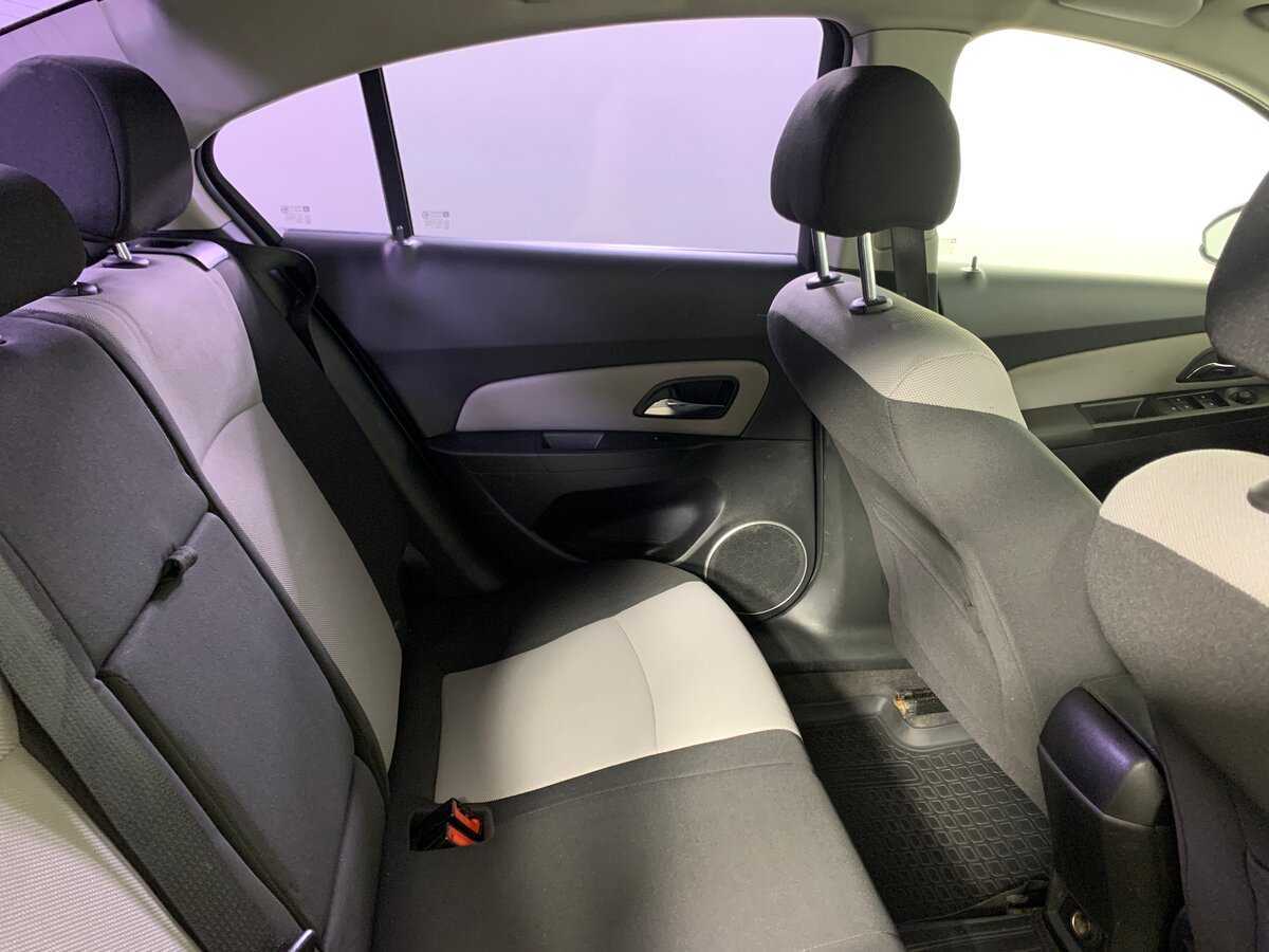 Шевроле Круз б/у, 2013, Механическая. Фото: #15