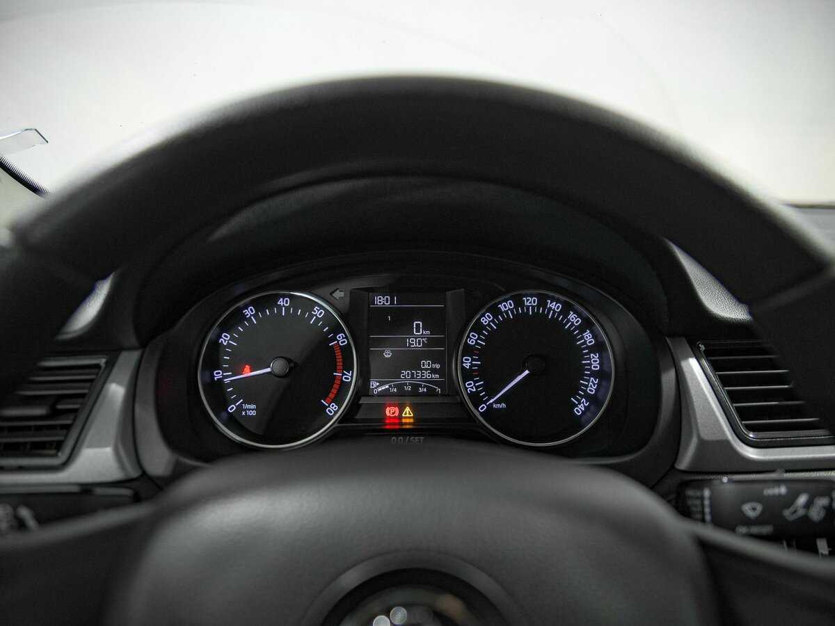 Шкода Рапид б/у, 2016, Механическая. Фото: #6