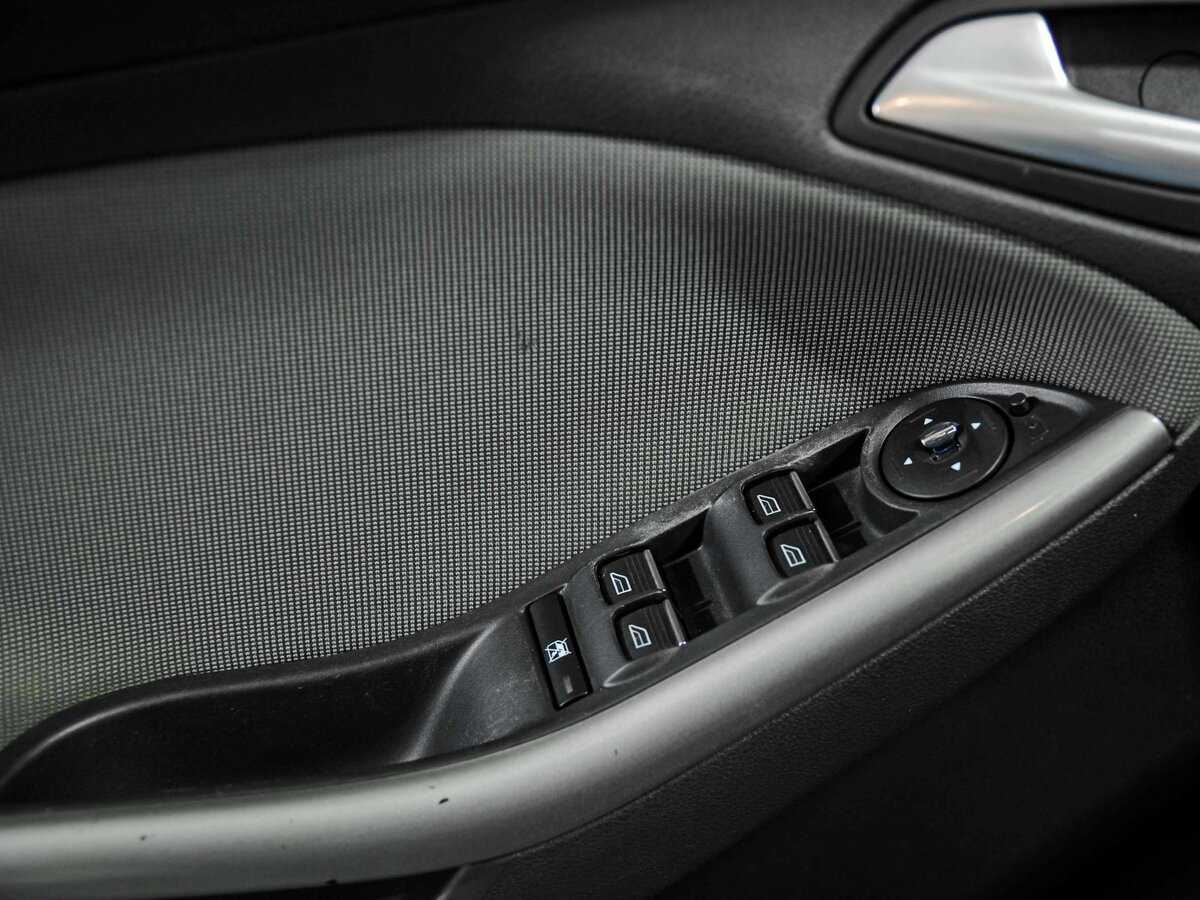 Форд Фокус б/у, 2012, Роботизированная. Фото: #11