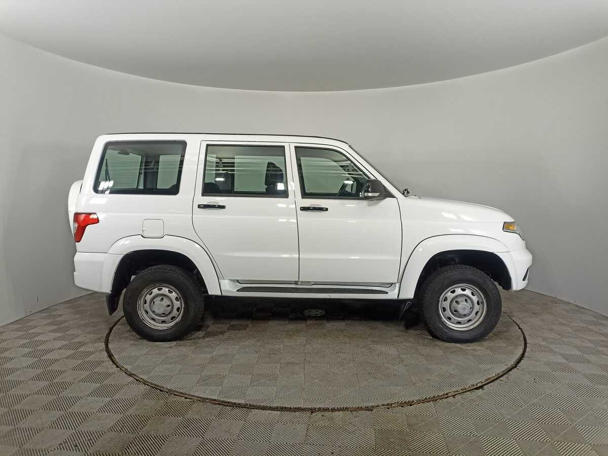 УАЗ Патриот б/у, 2018, Механическая. Фото: #3