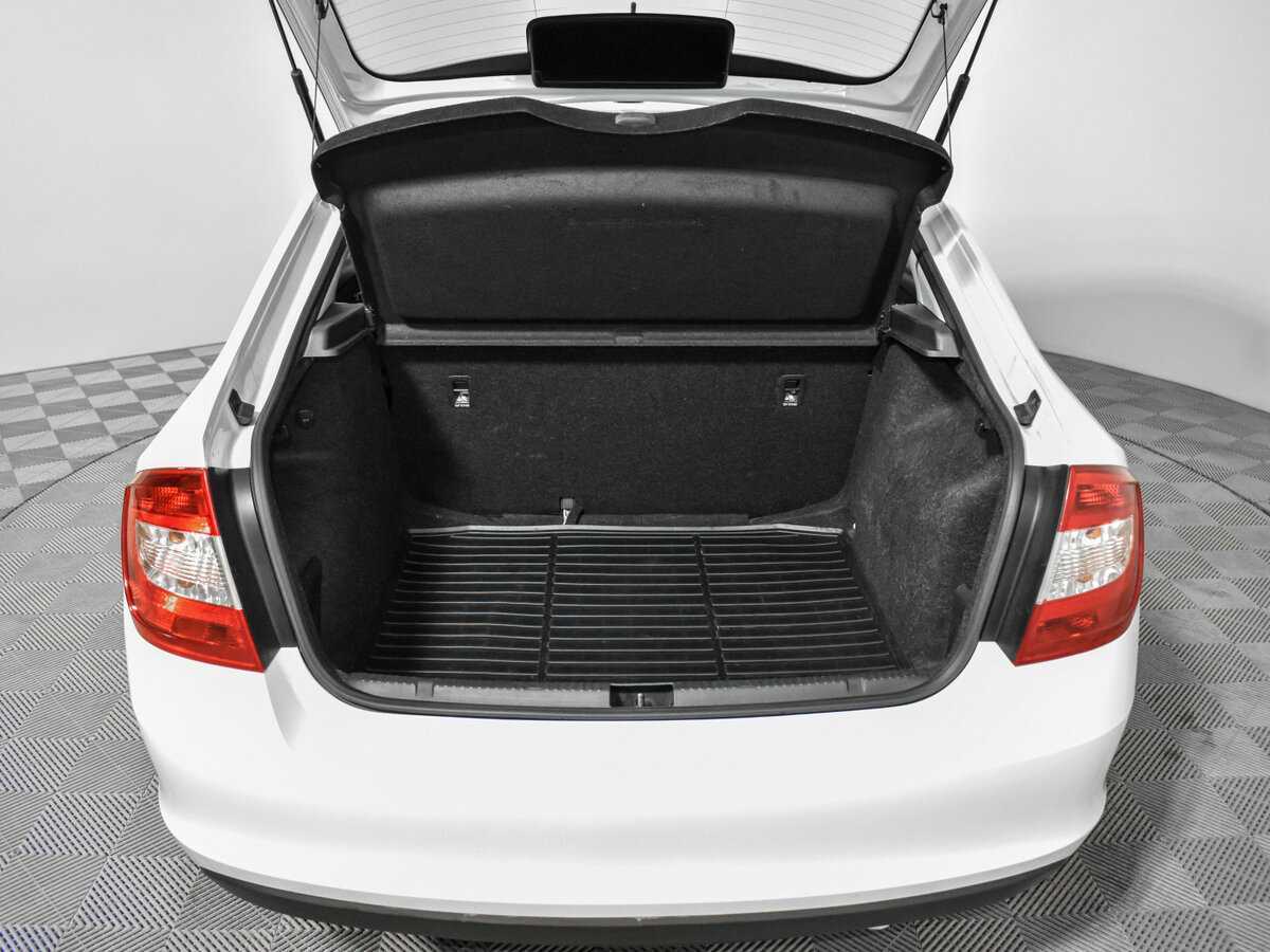 Шкода Рапид б/у, 2017, Автоматическая. Фото: #17