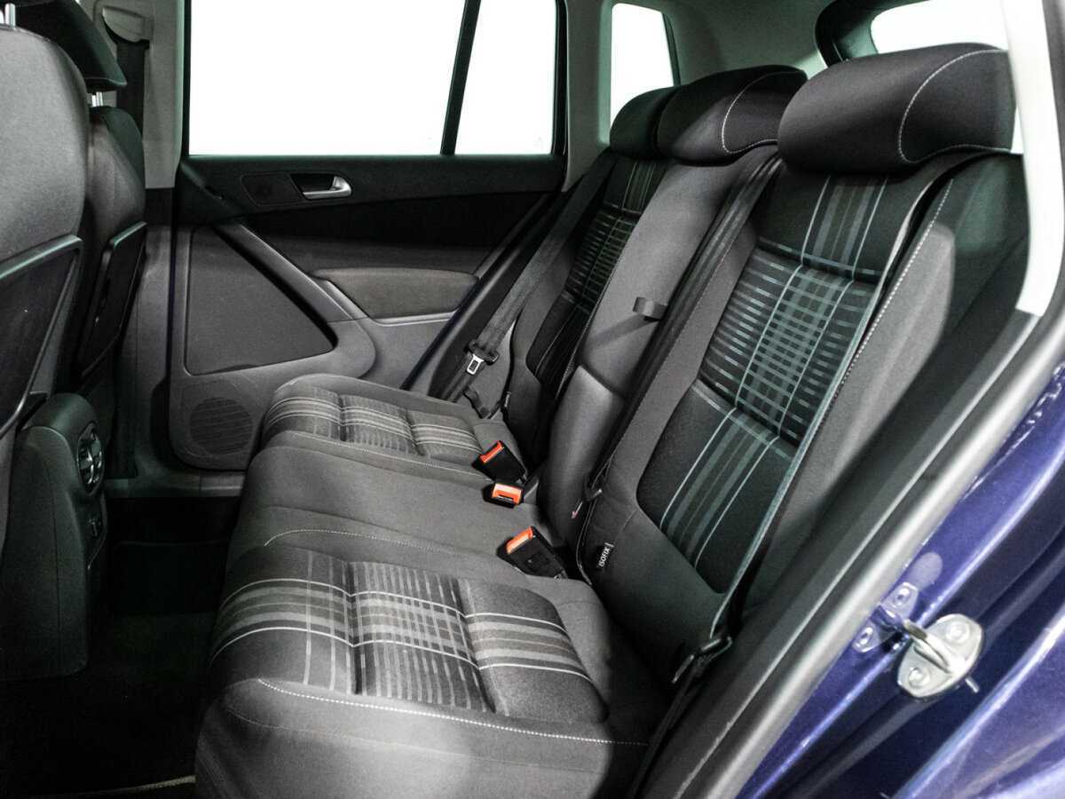 Фольксваген Тигуан б/у, 2015, Автоматическая. Фото: #9