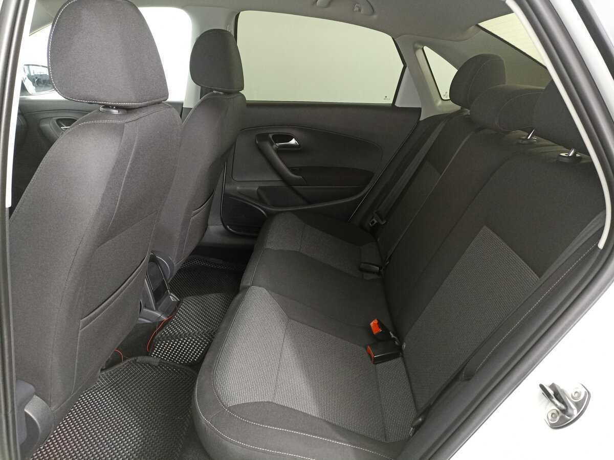 Фольксваген Поло б/у, 2017, Механическая. Фото: #11