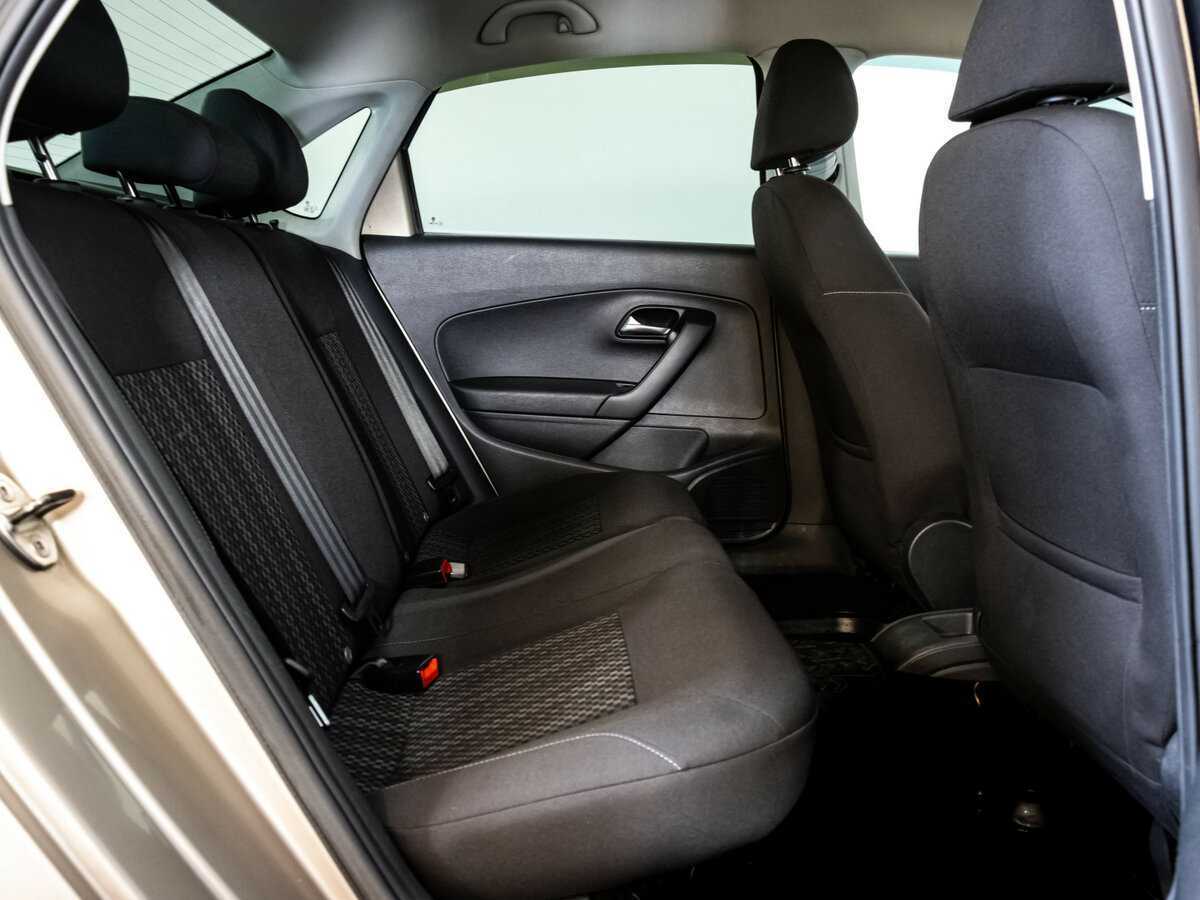 Фольксваген Поло б/у, 2016, Механическая. Фото: #12