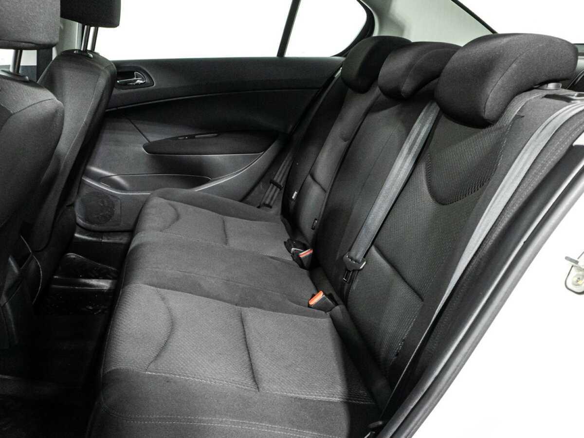 Пежо 408 б/у, 2013, Механическая. Фото: #9