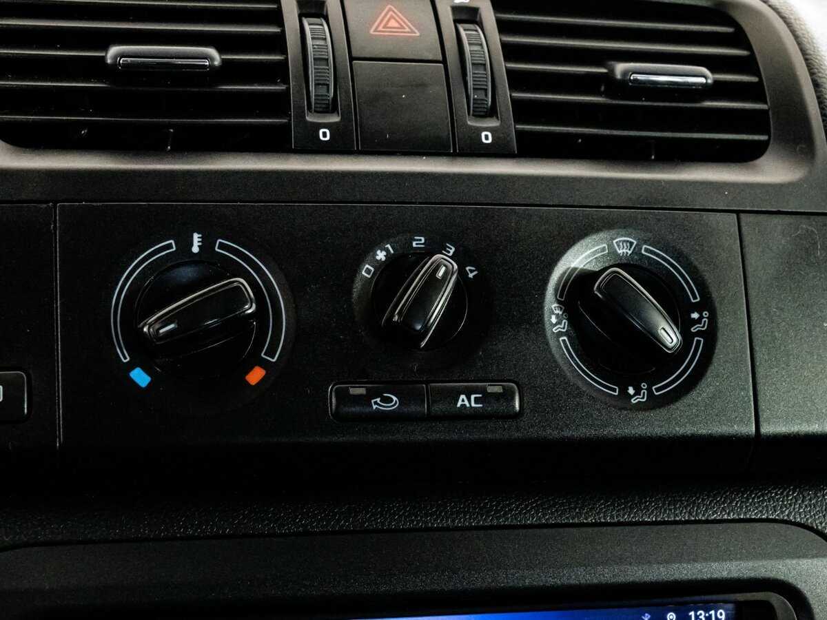 Шкода Фабия б/у, 2012, Механическая. Фото: #12