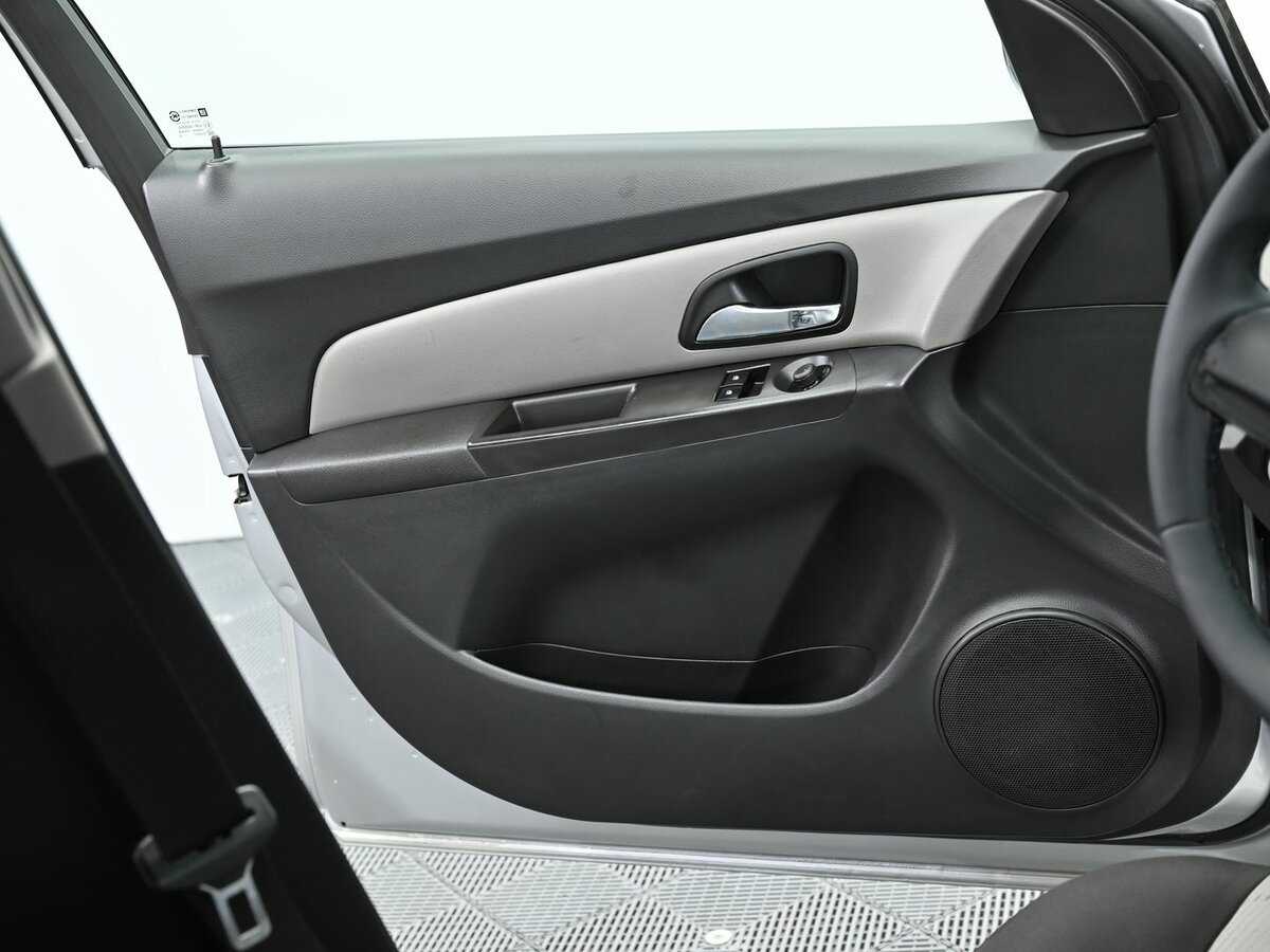 Шевроле Круз б/у, 2013, Механическая. Фото: #5