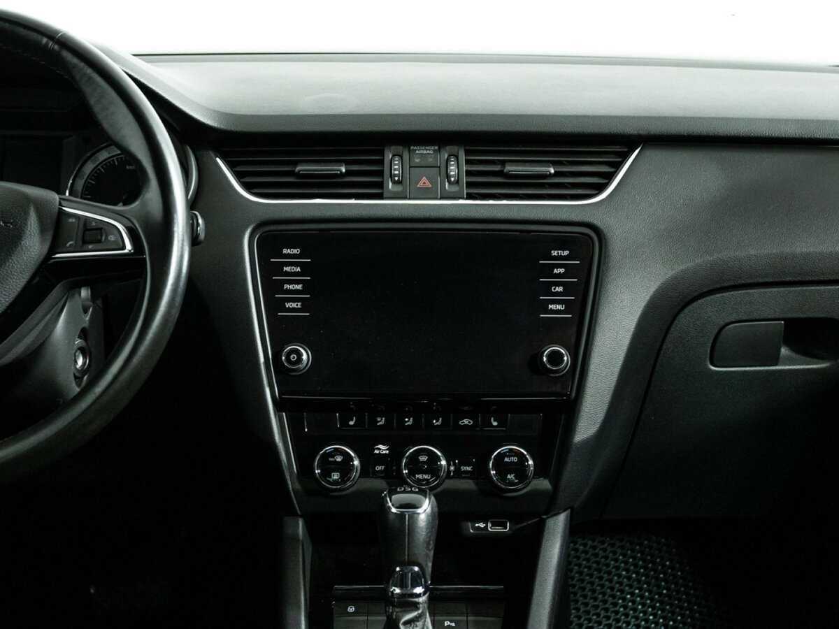 Шкода Октавия б/у, 2018, Роботизированная. Фото: #13