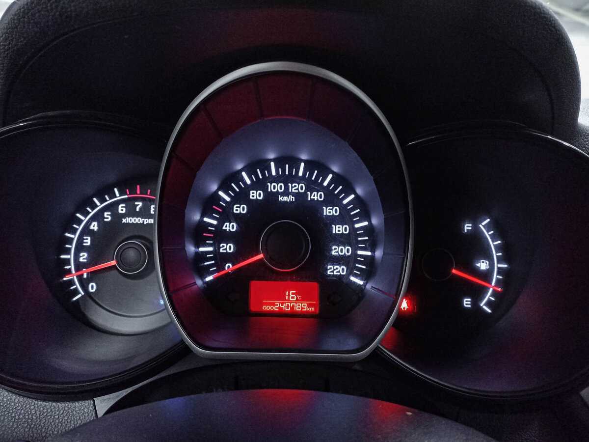 Киа Рио б/у, 2014, Механическая. Фото: #12