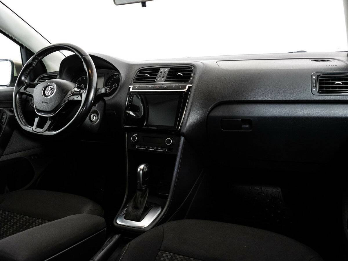 Фольксваген Поло б/у, 2017, Автоматическая. Фото: #6