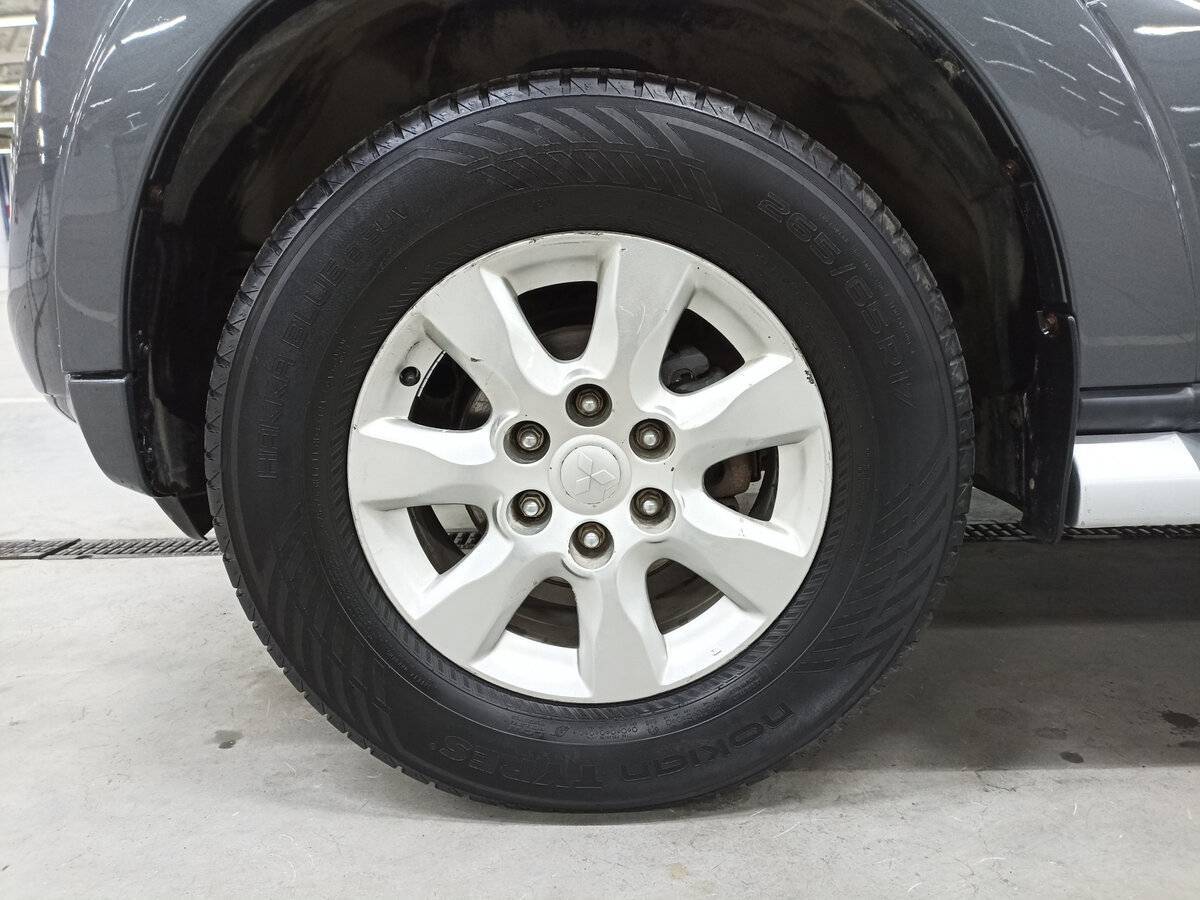 Митсубиши Паджеро б/у, 2012, Автоматическая. Фото: #17