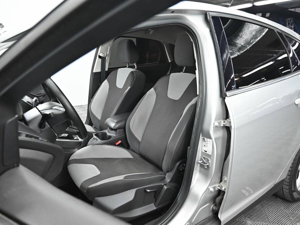 Форд Фокус б/у, 2014, Механическая. Фото: #4