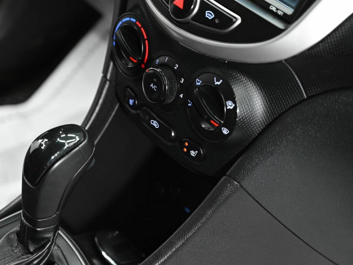 Хендай Солярис б/у, 2014, Автоматическая. Фото: #11