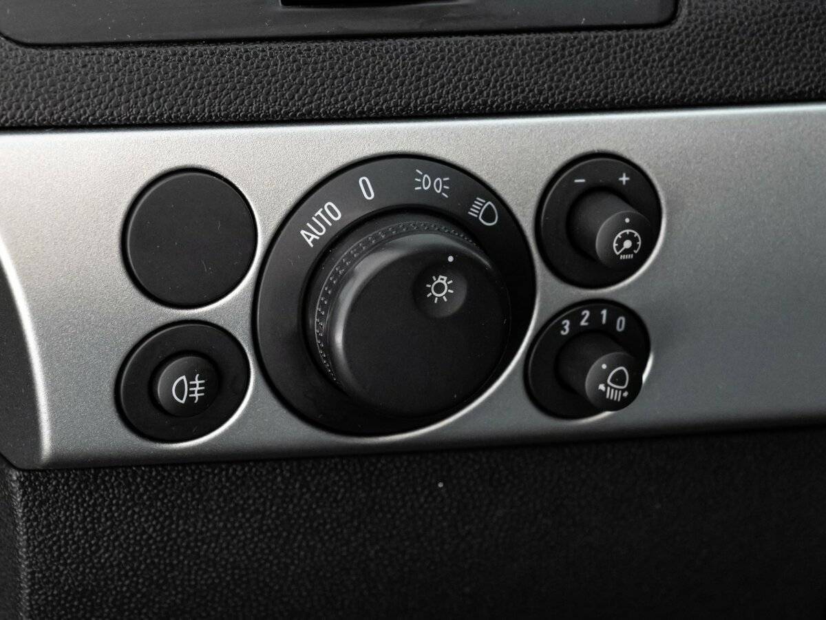 Опель Астра б/у, 2014, Автоматическая. Фото: #16