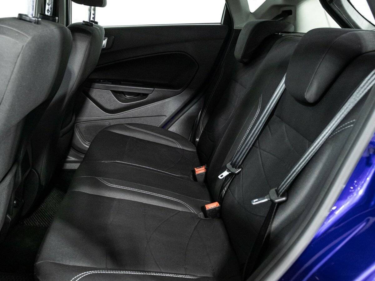 Форд Фиеста б/у, 2015, Механическая. Фото: #9