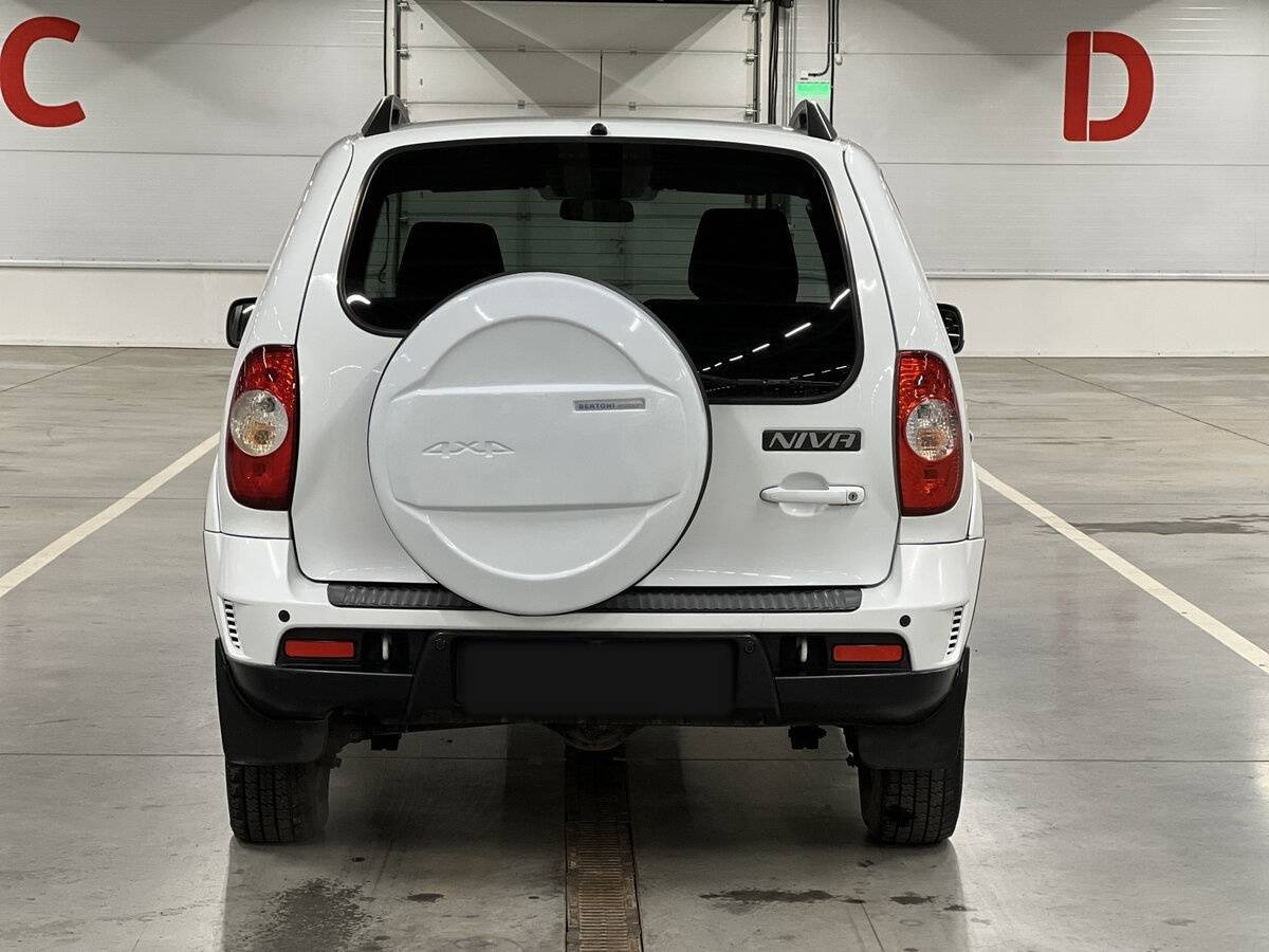 Лада (ВАЗ) Нива б/у, 2020, Механическая. Фото: #5