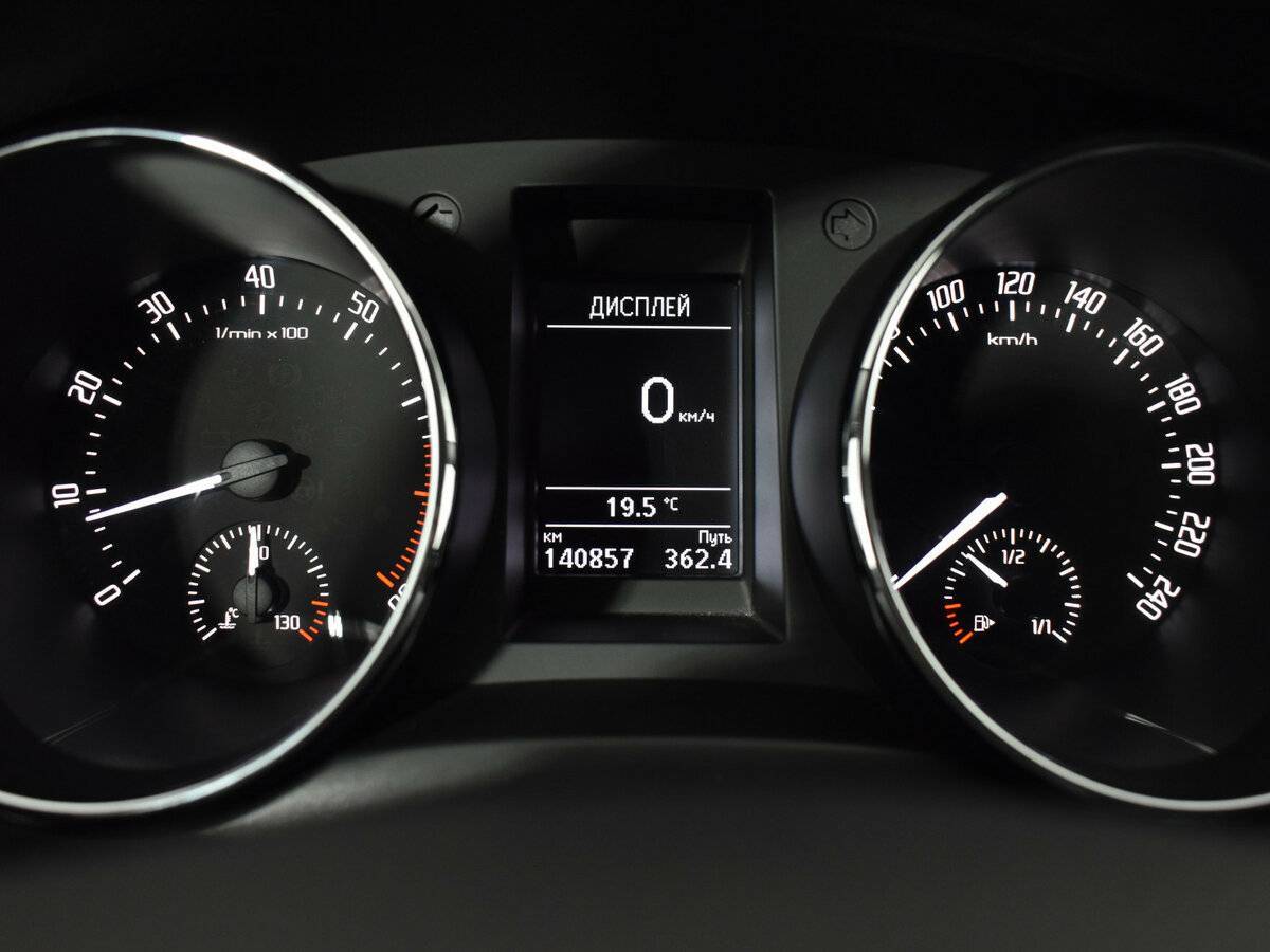 Шкода Йети б/у, 2014, Роботизированная. Фото: #13