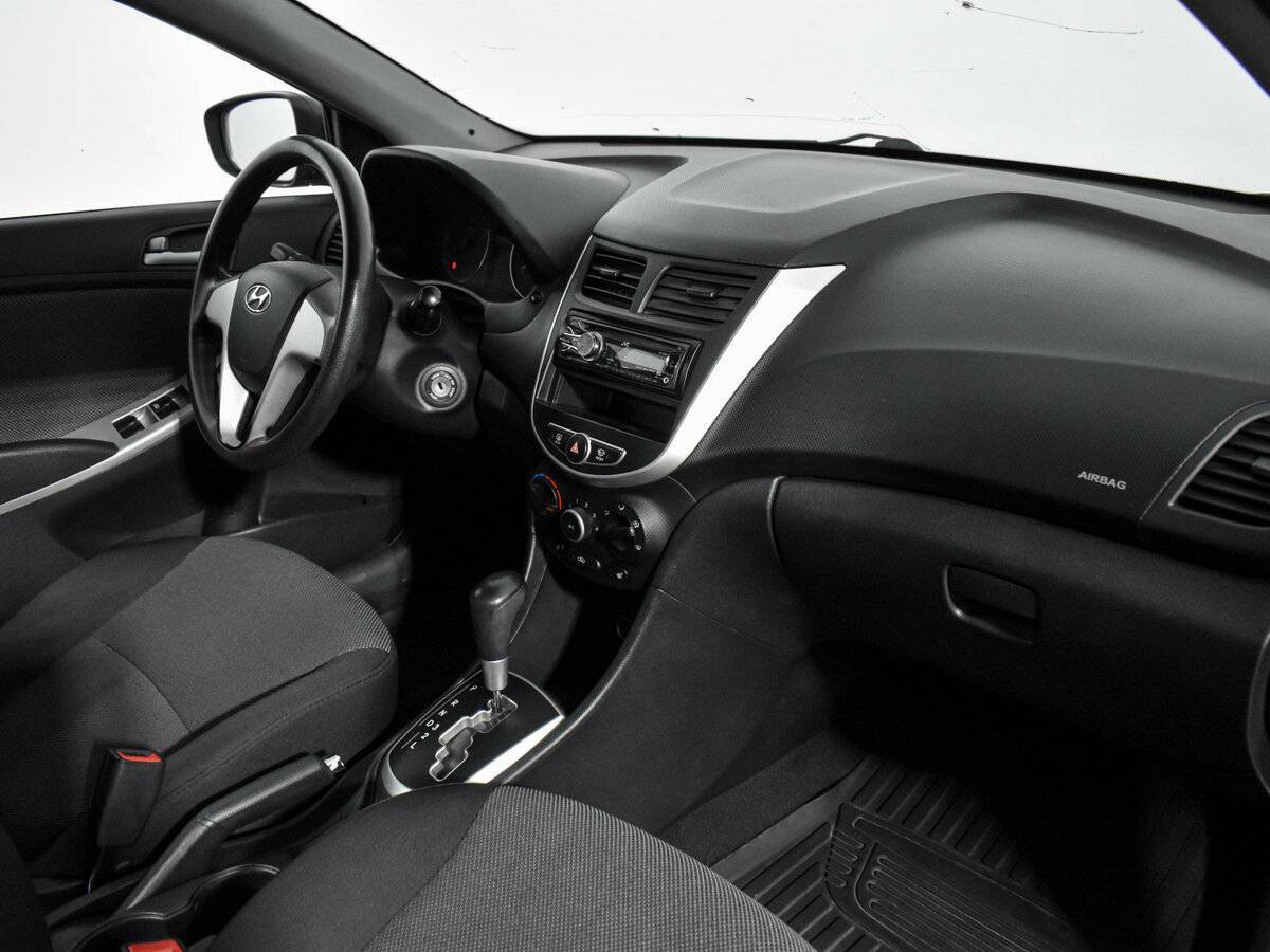 Хендай Солярис б/у, 2012, Автоматическая. Фото: #12