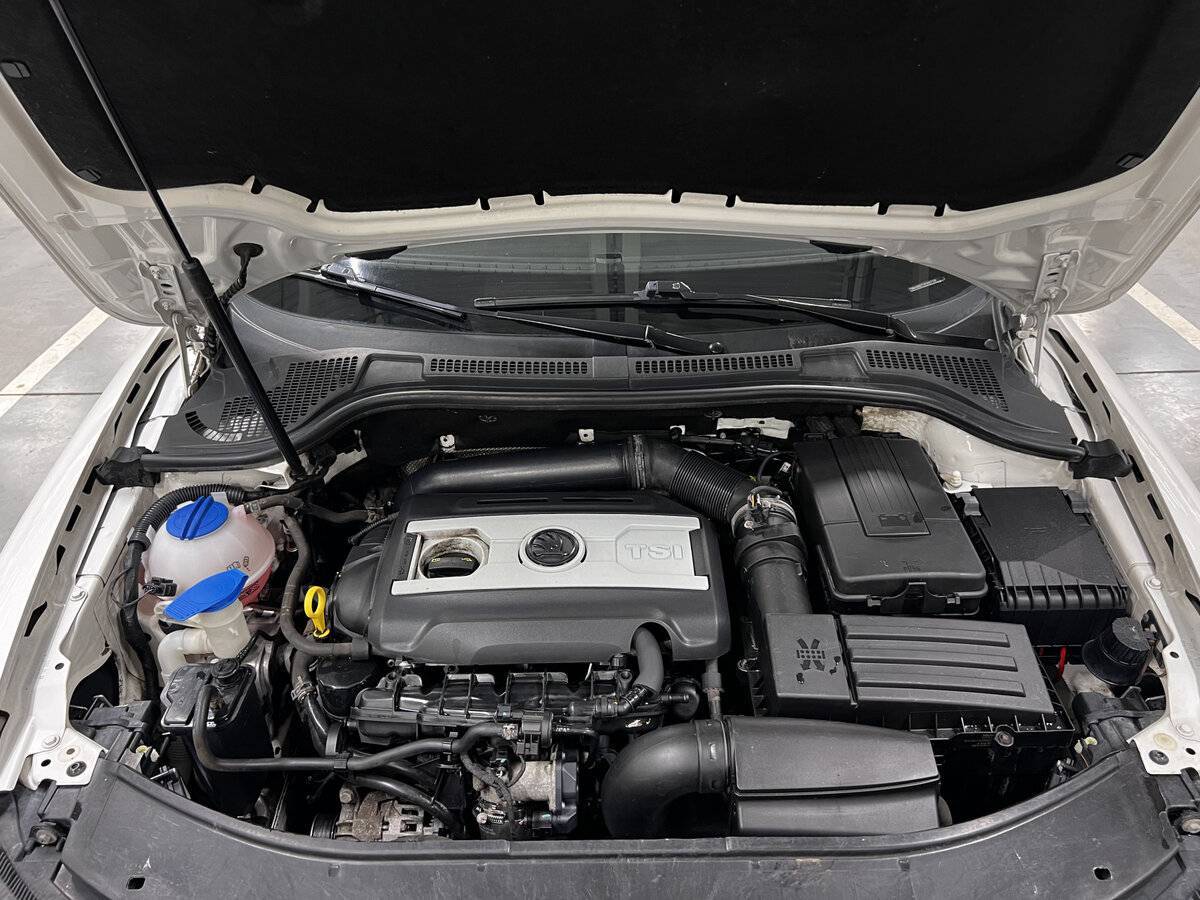 Шкода Суперб б/у, 2014, Роботизированная. Фото: #8