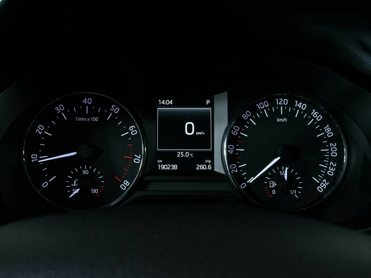 Шкода Октавия б/у, 2014, Роботизированная. Фото: #11