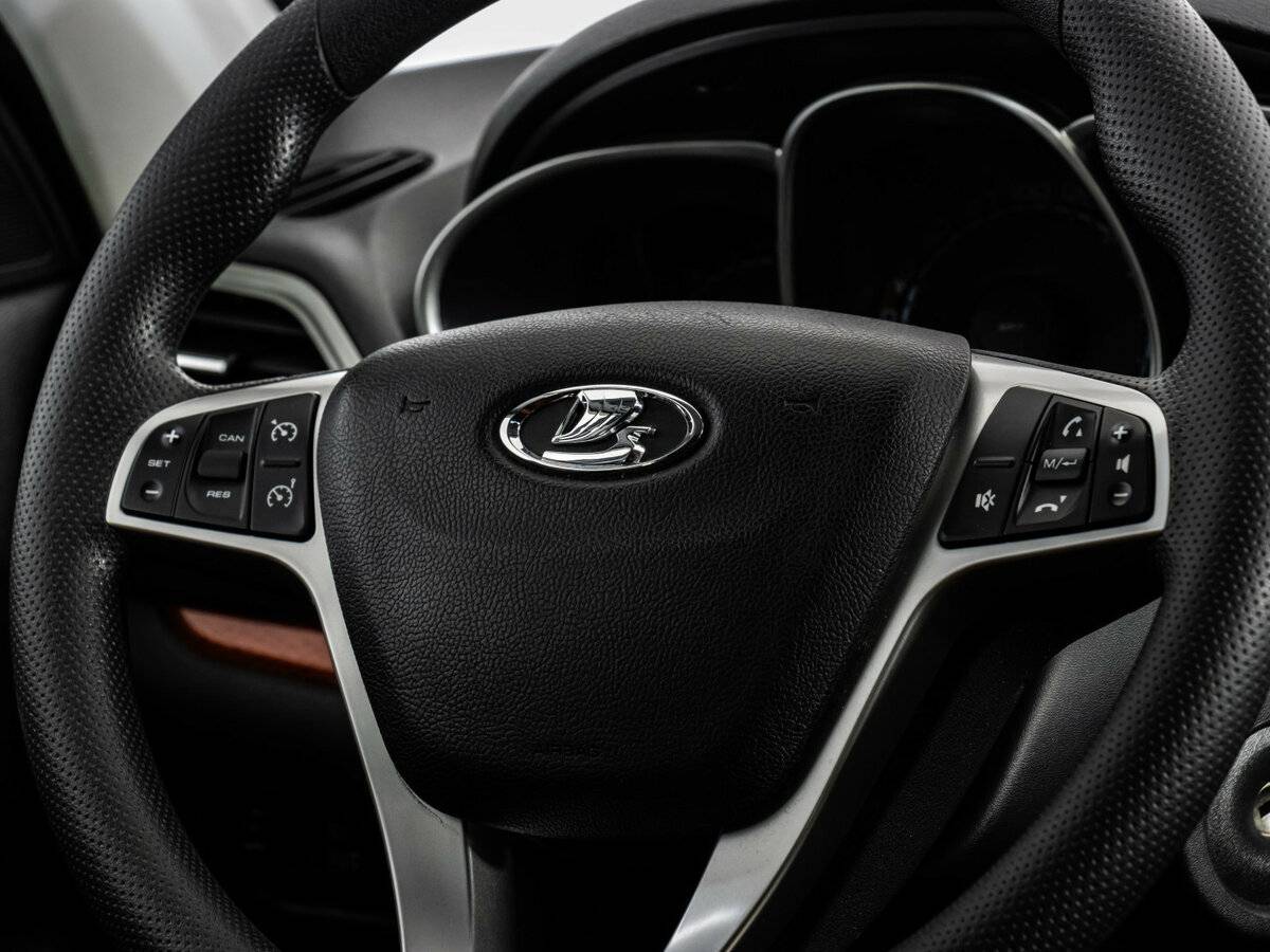 Лада (ВАЗ) Веста б/у, 2018, Механическая. Фото: #10