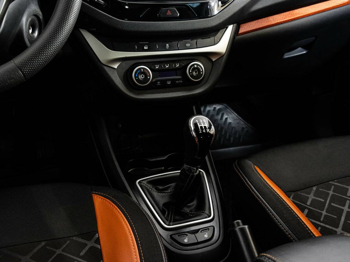 Лада (ВАЗ) Веста б/у, 2018, Механическая. Фото: #11