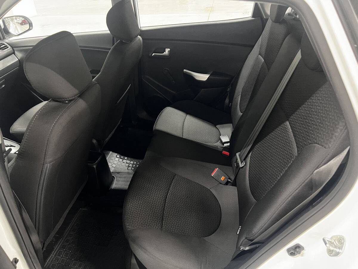 Киа Рио б/у, 2015, Автоматическая. Фото: #11